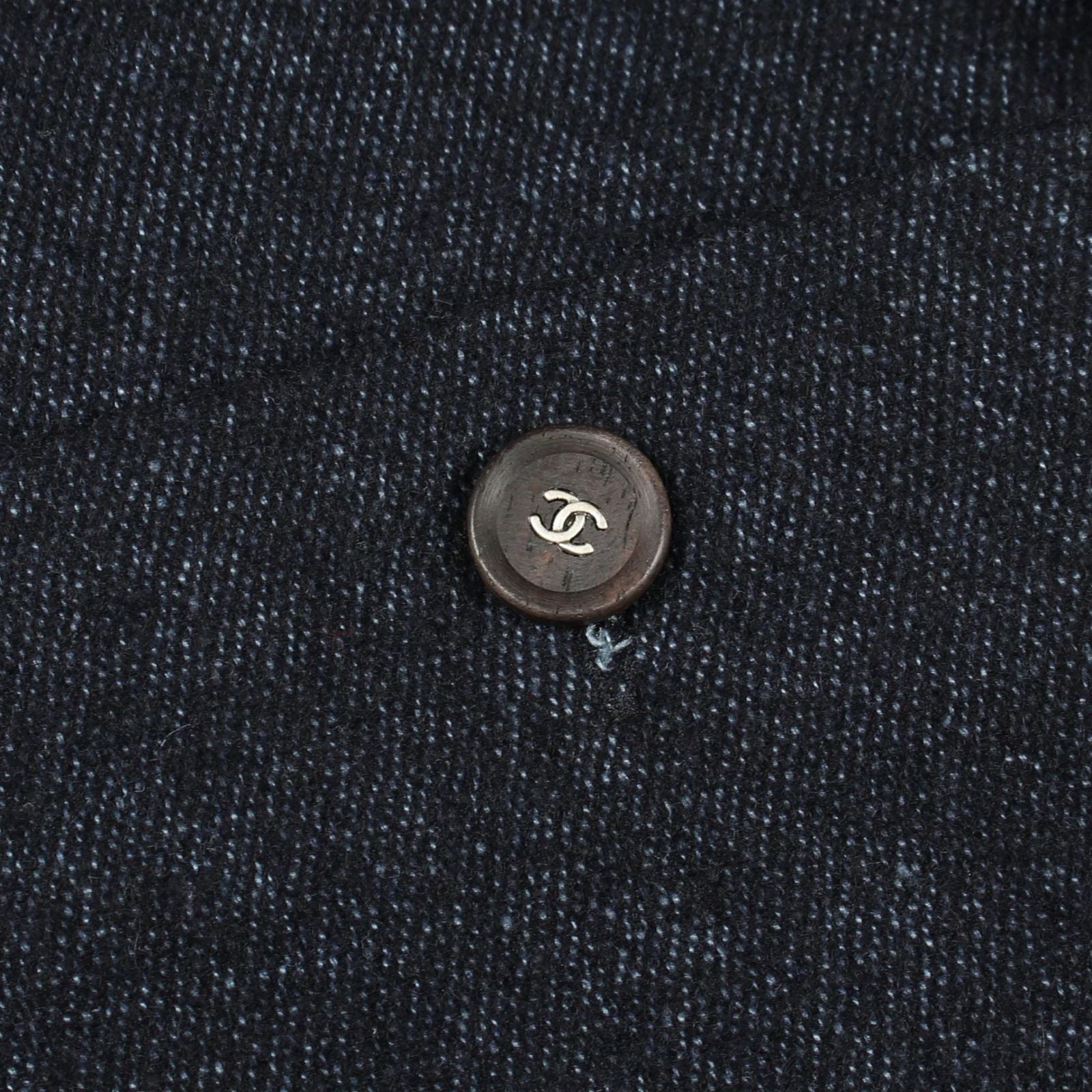 Chanel CC Logo Button Fabric Cashmere Top Shirt Navy Black — view 9
