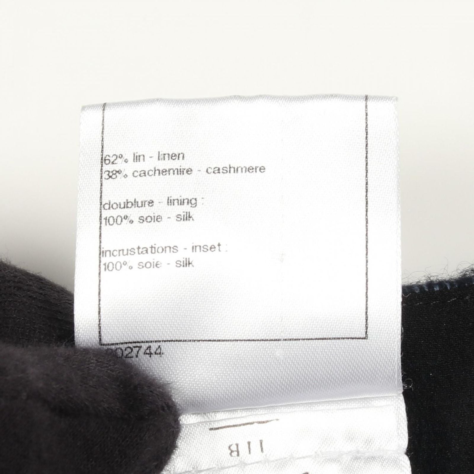 Chanel CC Logo Button Fabric Cashmere Top Shirt Navy Black — view 4