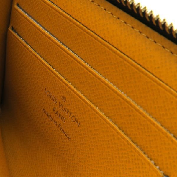 Louis Vuitton Monogram Portefeuille Noah Compact — view 5