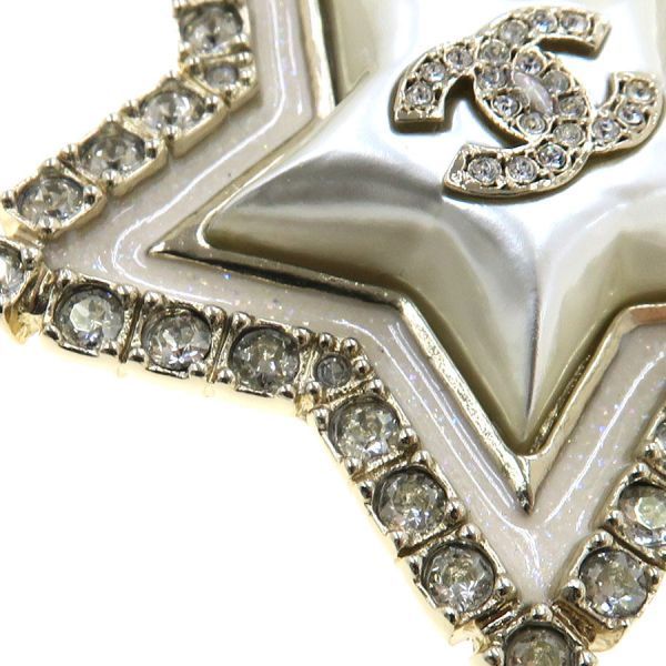 Chanel Brooch Gold Plated — view 7