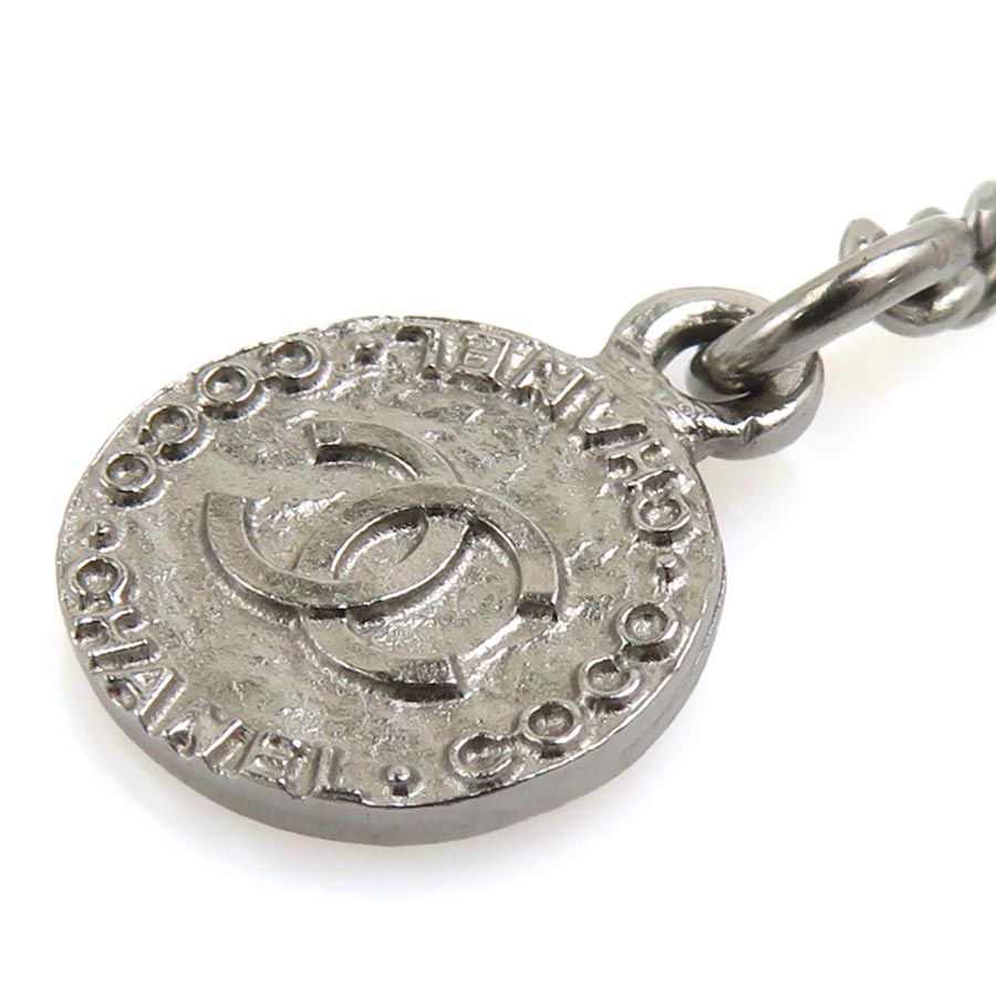 Chanel Necklace CC Logo — view 5