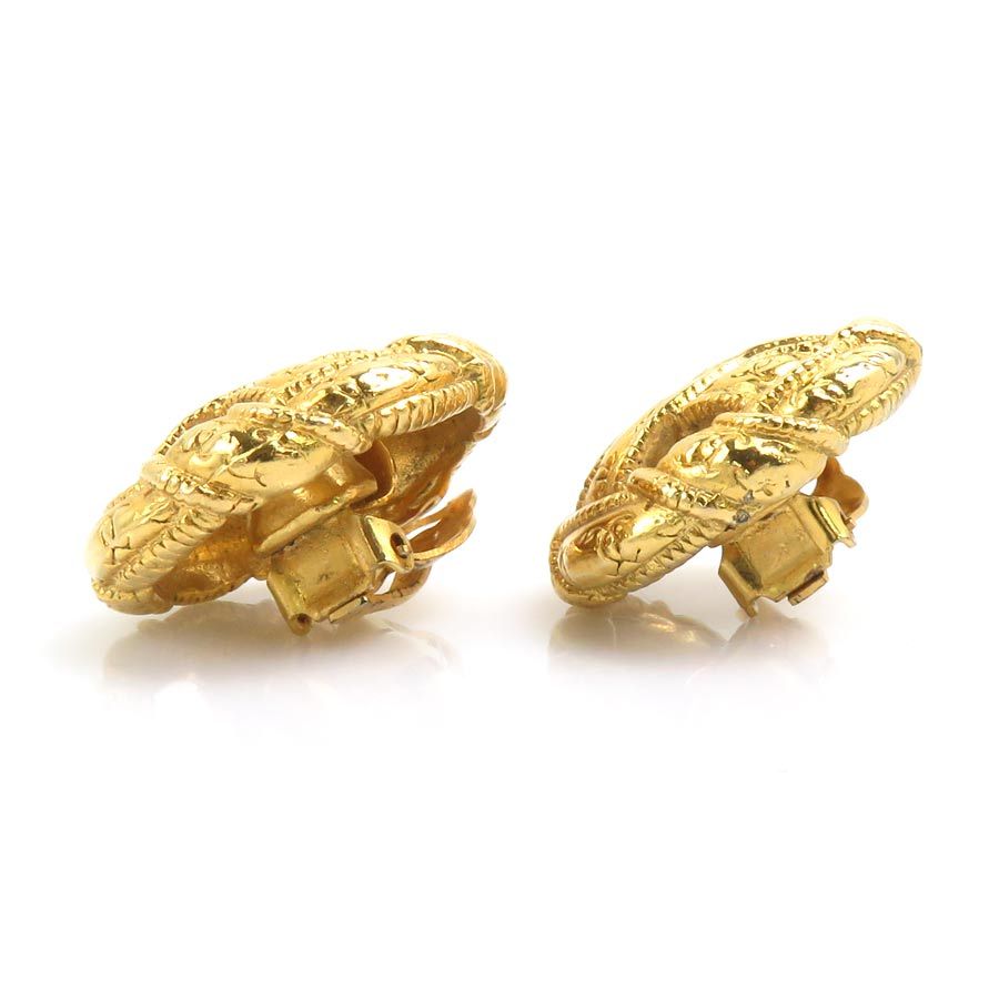 Chanel Earrings CC Logo — view 8