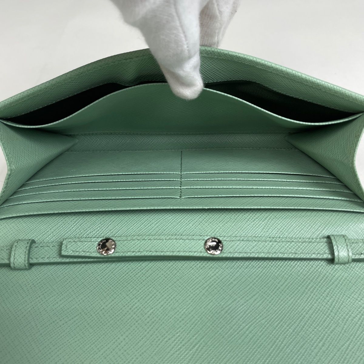 Prada Logo Chain Wallet Leather Green — view 6
