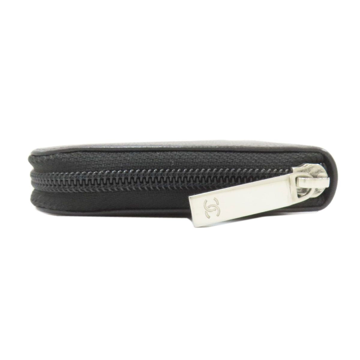 Chanel CC Logo Silver Wallet Grained Calfskin — view 3