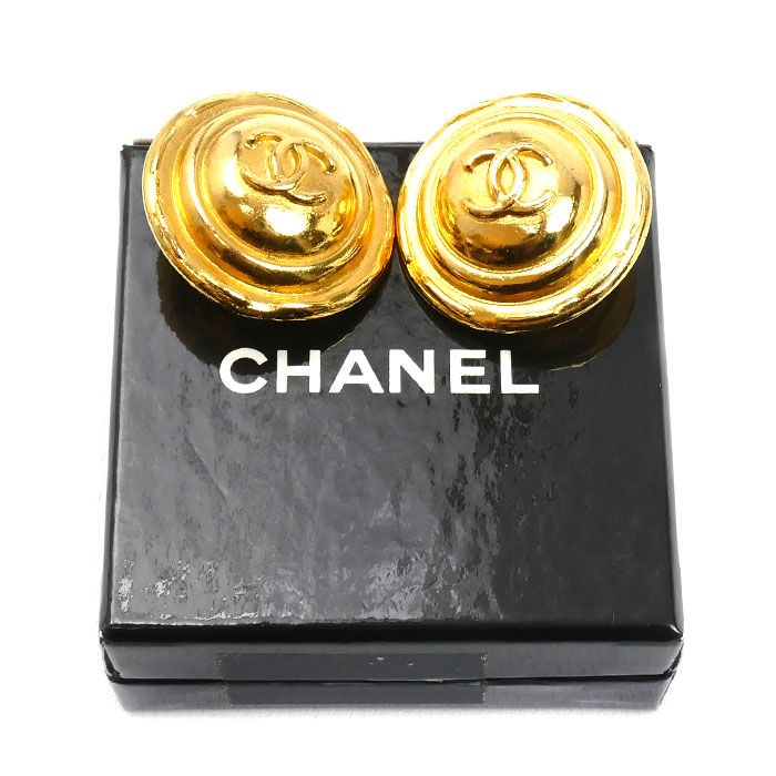Chanel CC Logo Earrings Vintage — view 5