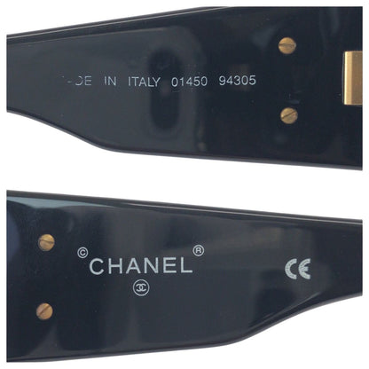 Chanel Vintage Quilted CC Logo Black Gold Acetate Metal — view 7