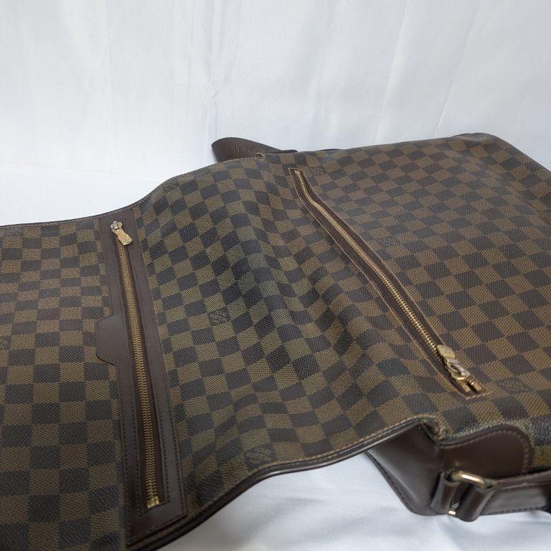 Louis Vuitton Spencer Damier Shoulder Bag
