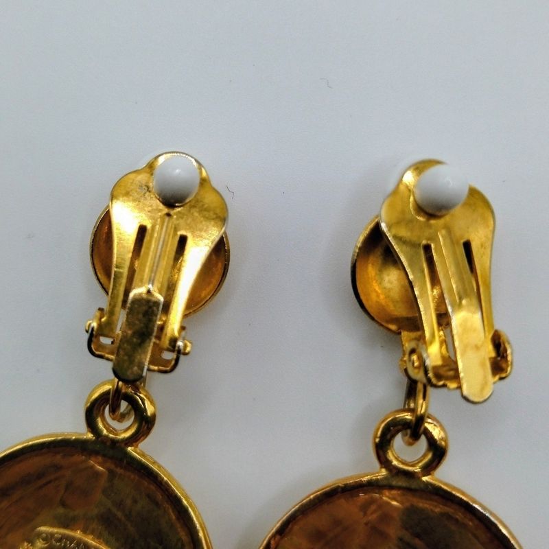 Chanel Earrings Vintage CC Logo Gold Swing 23
