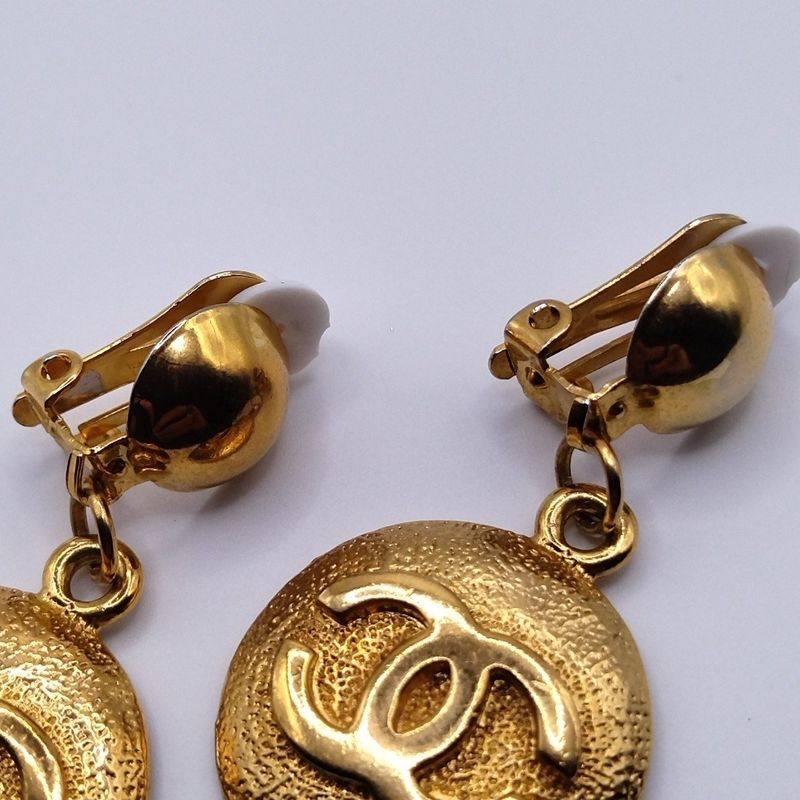 Chanel Earrings Vintage CC Logo Gold Swing 23