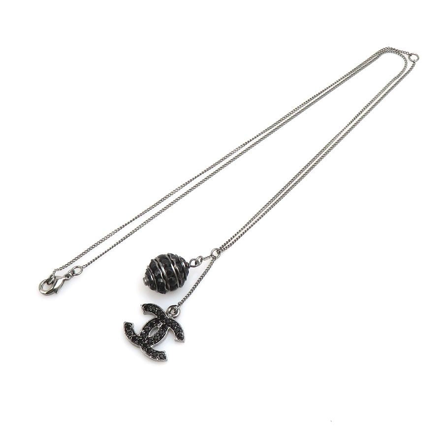 Chanel Necklace CC Logo Gunmetal Black — view 9