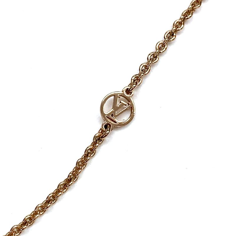 Louis Vuitton Essential Necklace Gold