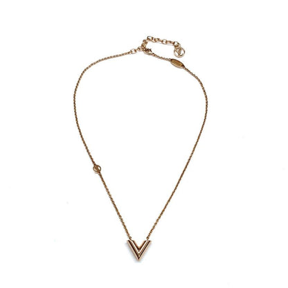Louis Vuitton Essential Necklace Gold