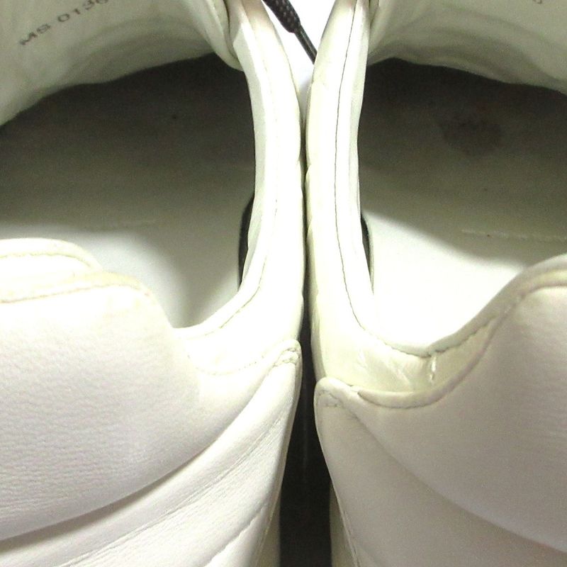 Louis Vuitton Front Low Sneaker
