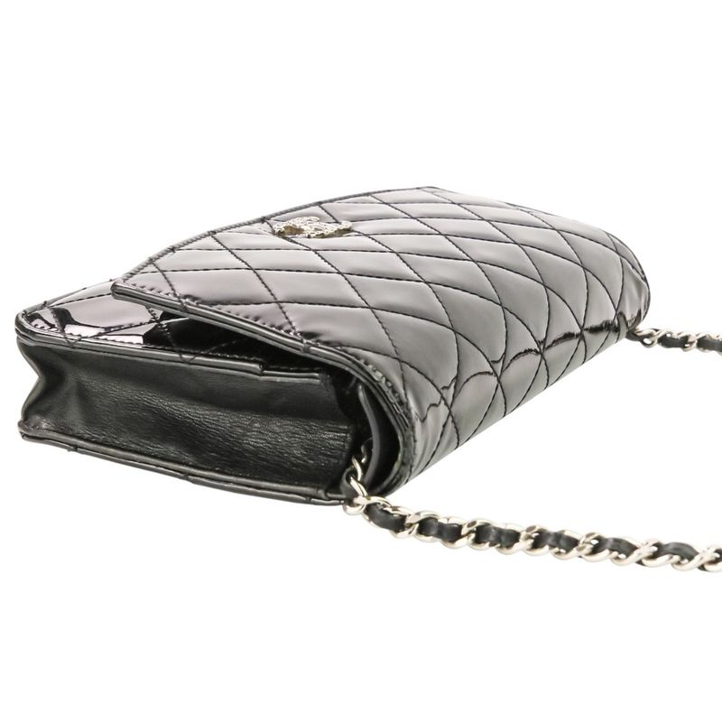 Chanel Brilliant Patent Quilted Chain Wallet Black