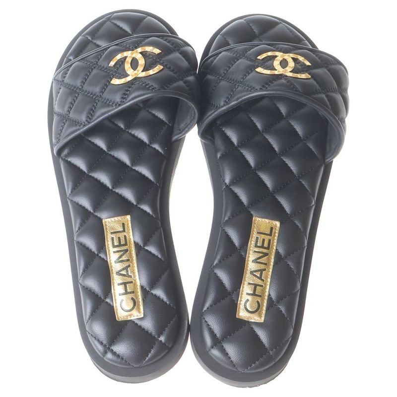 Chanel Metiers D'art Collection Lambskin CC Logo Flat Sandals Black