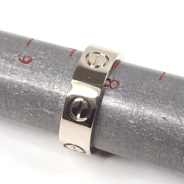 Cartier Love Ring Classic