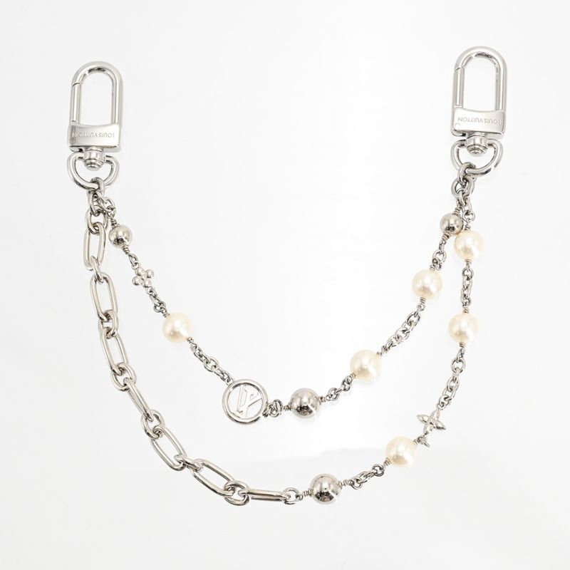 Louis Vuitton Charm Midnight Pearl Chain