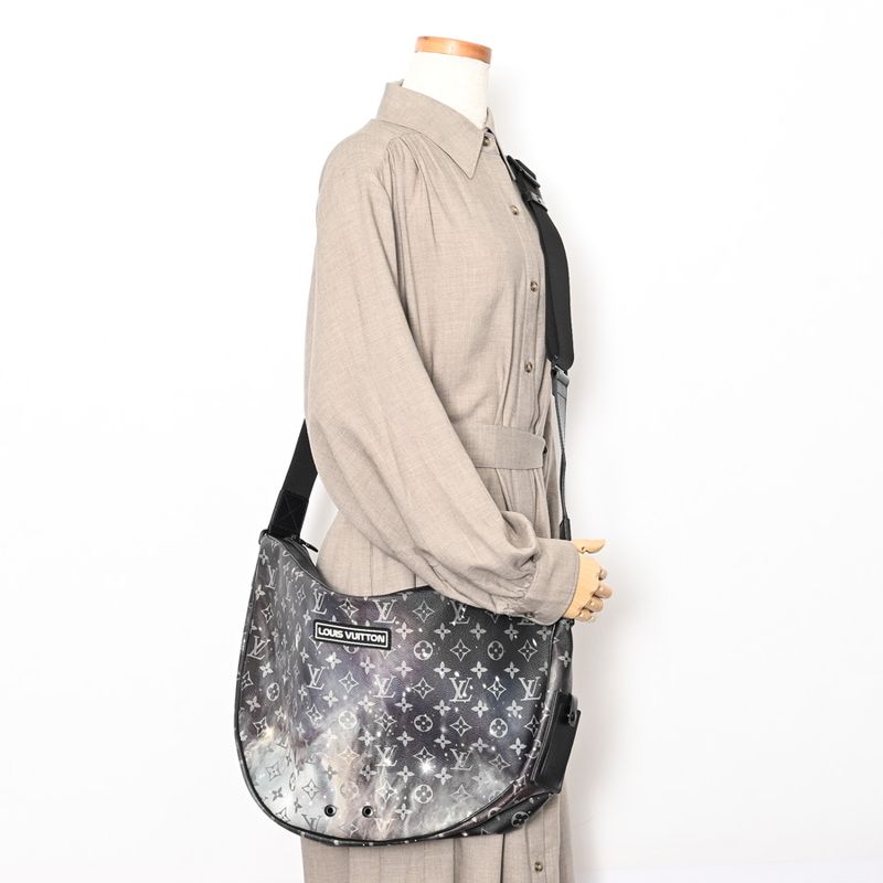 Louis Vuitton Shoulder Bag Alphahobo Black
