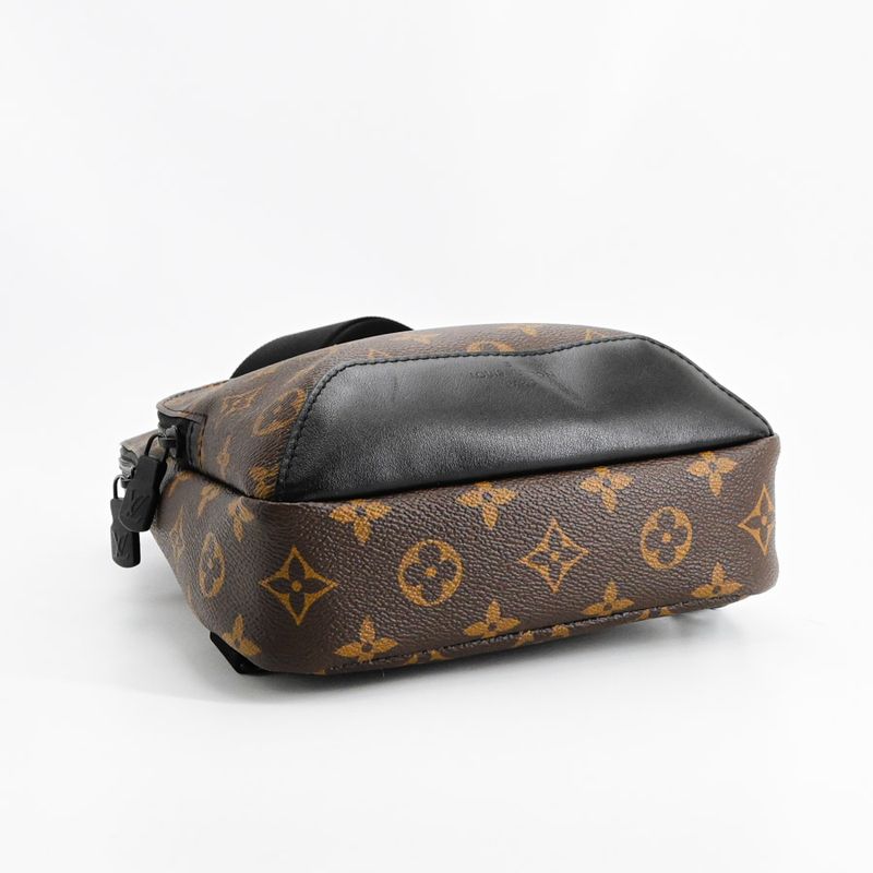 Louis Vuitton Belt Bag Avenue