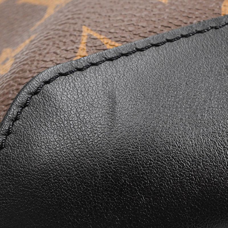 Louis Vuitton Belt Bag Avenue