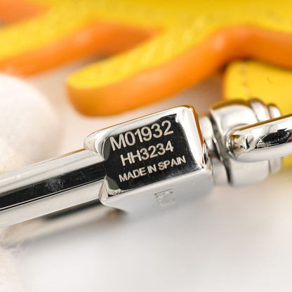 Louis Vuitton Charm LV Club Jaune