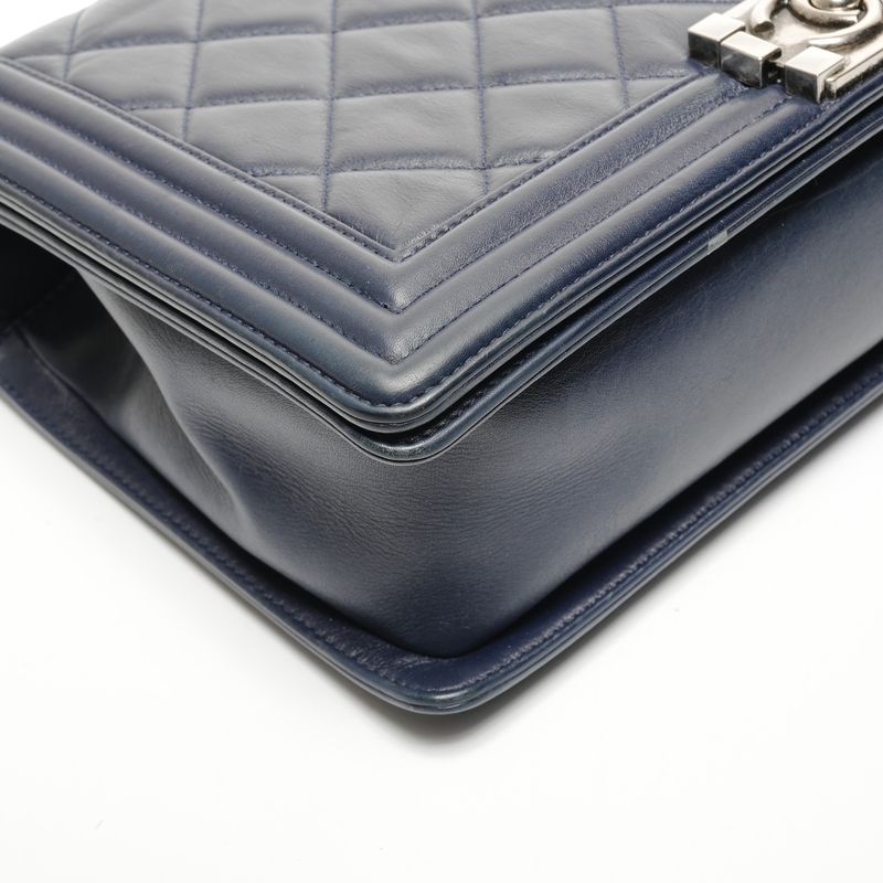 Chanel Shoulder Bag No 19 Lambskin
