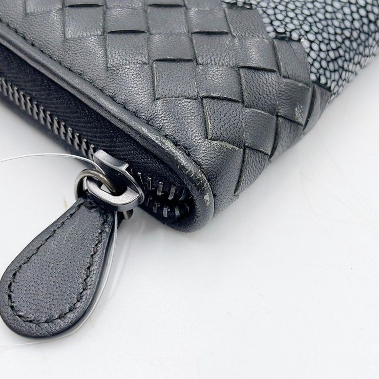 Bottega Veneta Wallet Intrecciato Black Stingray Lambskin Zip Around