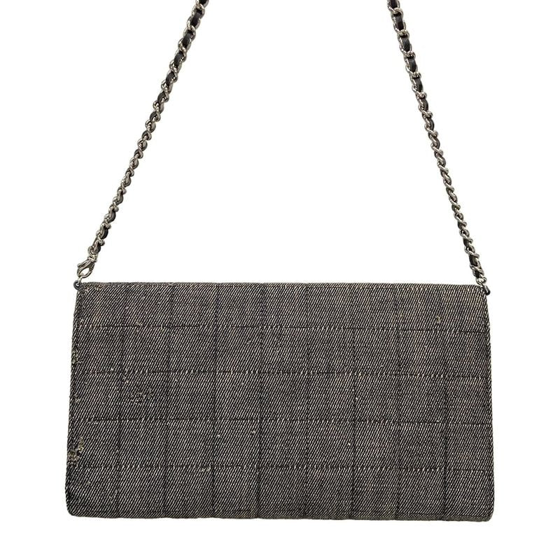 Chanel Shoulder Bag Chocolate Bar Dark Navy Ivory Chain Silver Dark