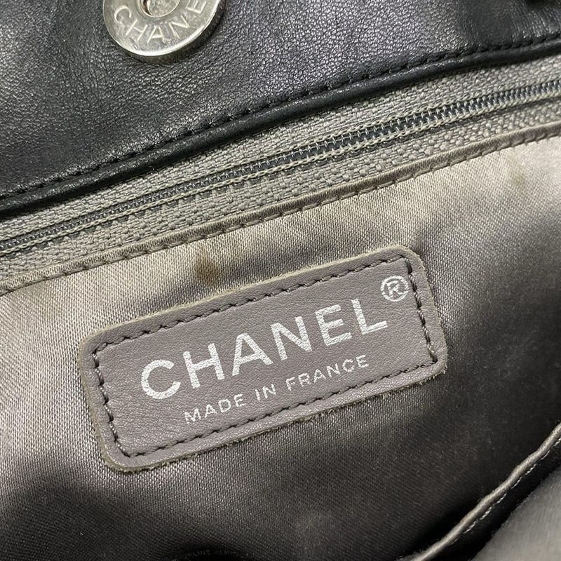Chanel Tote Patent Toilette Chain Black Clear Shoulder Silver