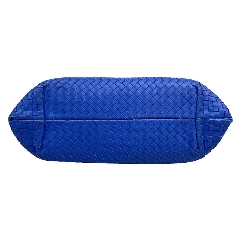 Bottega Veneta Tote Capri Blue Leather