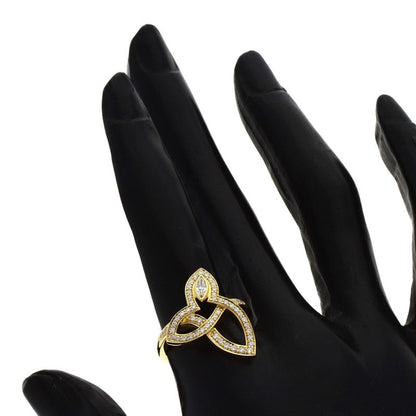 Harry Winston Lily Clastar Diamond Ring 18K Yellow Gold