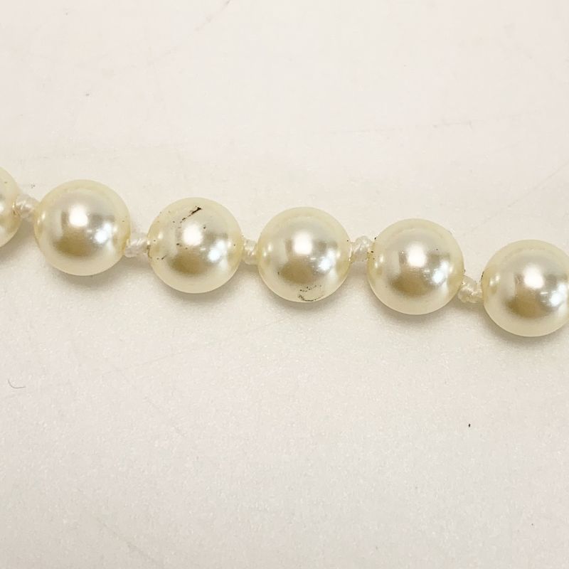 Chanel Pearl CC Logo Shoulder Bag