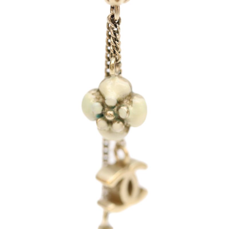 Chanel Gold CC Logo Clover Chain Pearce Earrings