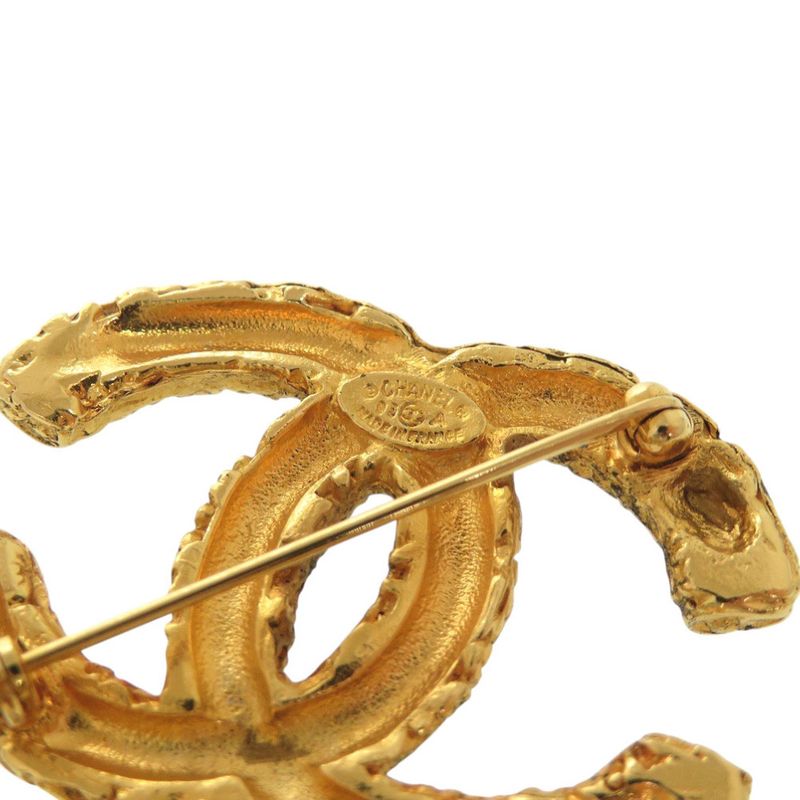 Chanel Lava CC Logo Fringe Brooch Metal Gold