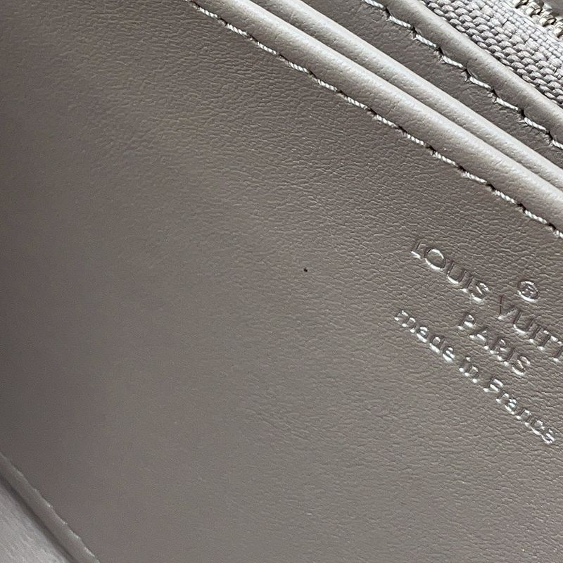 Louis Vuitton Wallet Monogram Mahina Zippy Metallic Gray