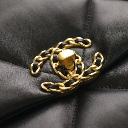 Chanel 19 Dizeneuf Quilted Shoulder Bag Black
