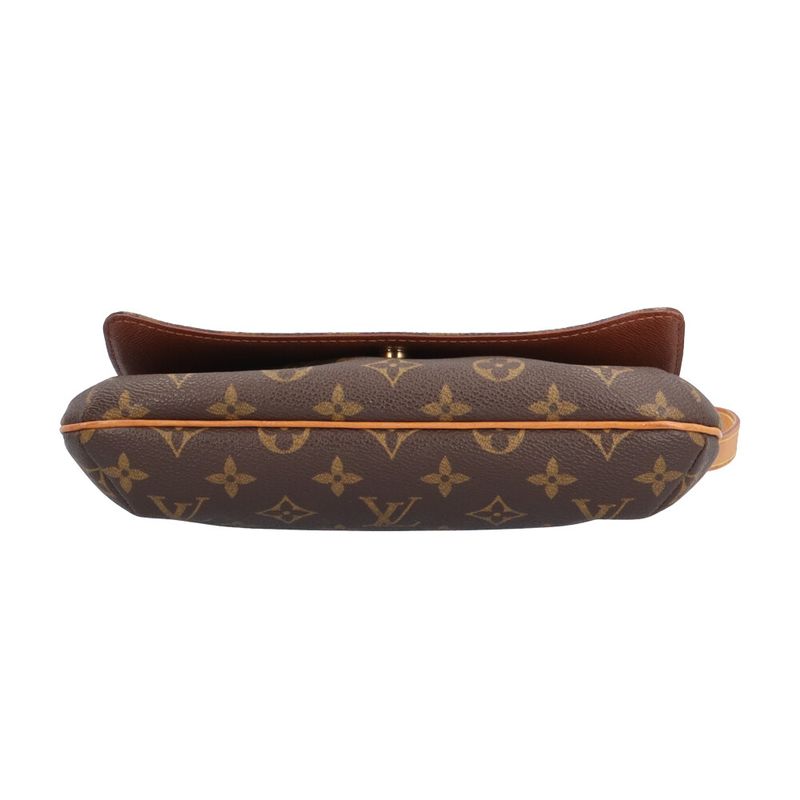 Louis Vuitton Musette Tango Short Monogram Shoulder Bag Canvas