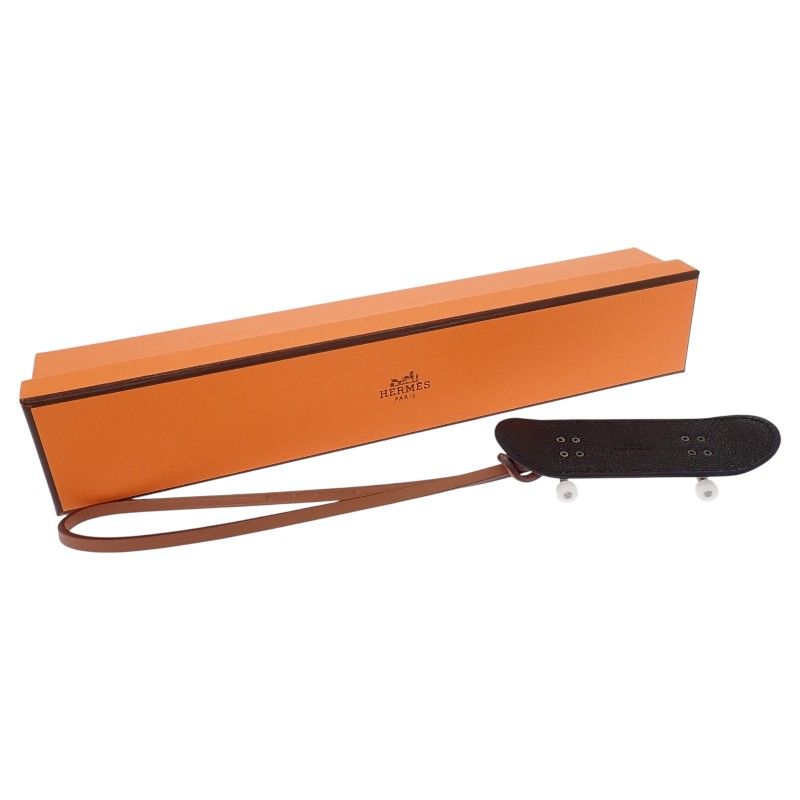 Hermes Finger Skateboard Bag Charm Chevre Misor