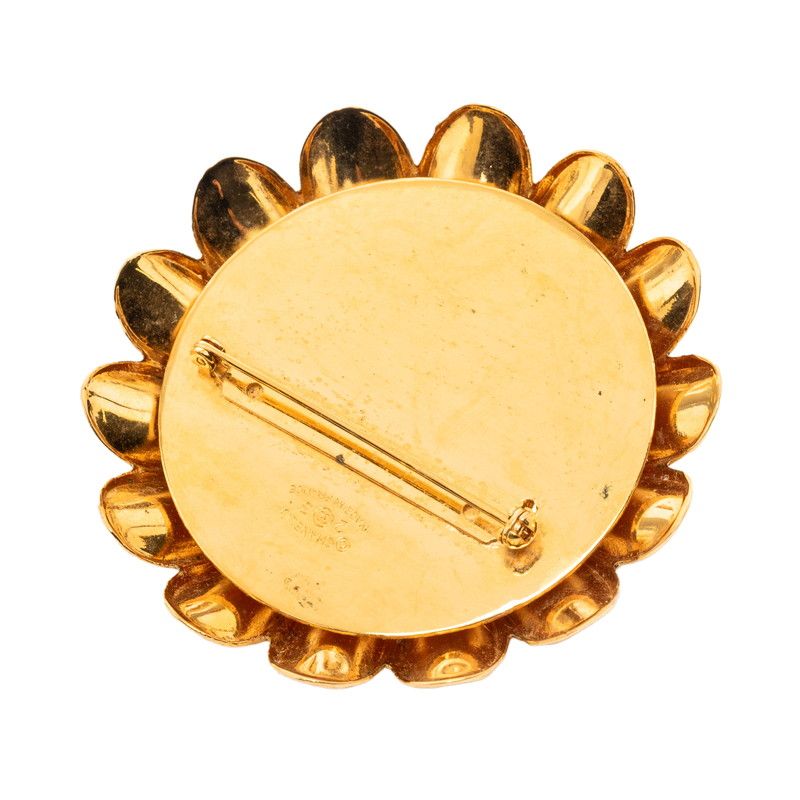 Chanel Flower Pearl Gold Plated Brooch