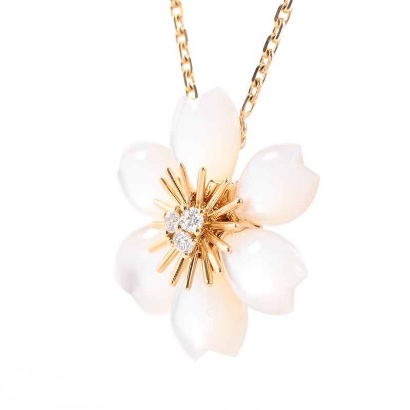 Van Cleef & Arpels Necklace Rose de Noel