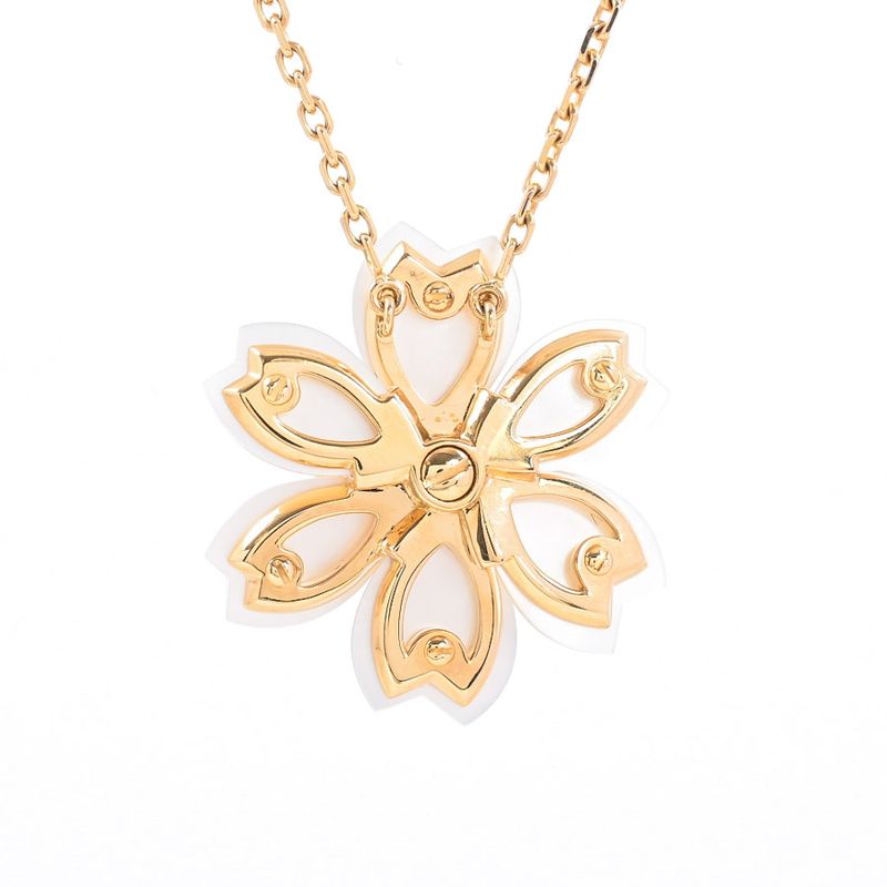 Van Cleef & Arpels Necklace Rose de Noel