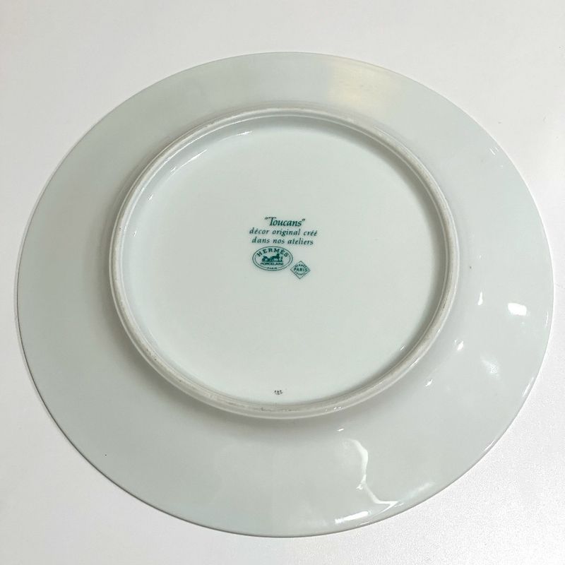 Hermes Dish Tucan Toucan Motif Pottery White Hat X Green