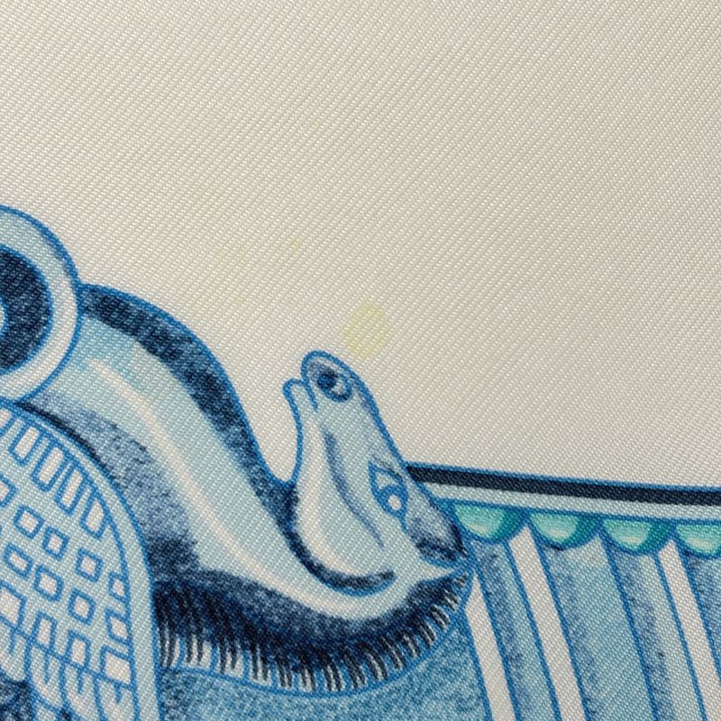 Hermes Carre 90 Monnaies Et Symboles Des Paris Coins and Symbols of Scarf Blue - White