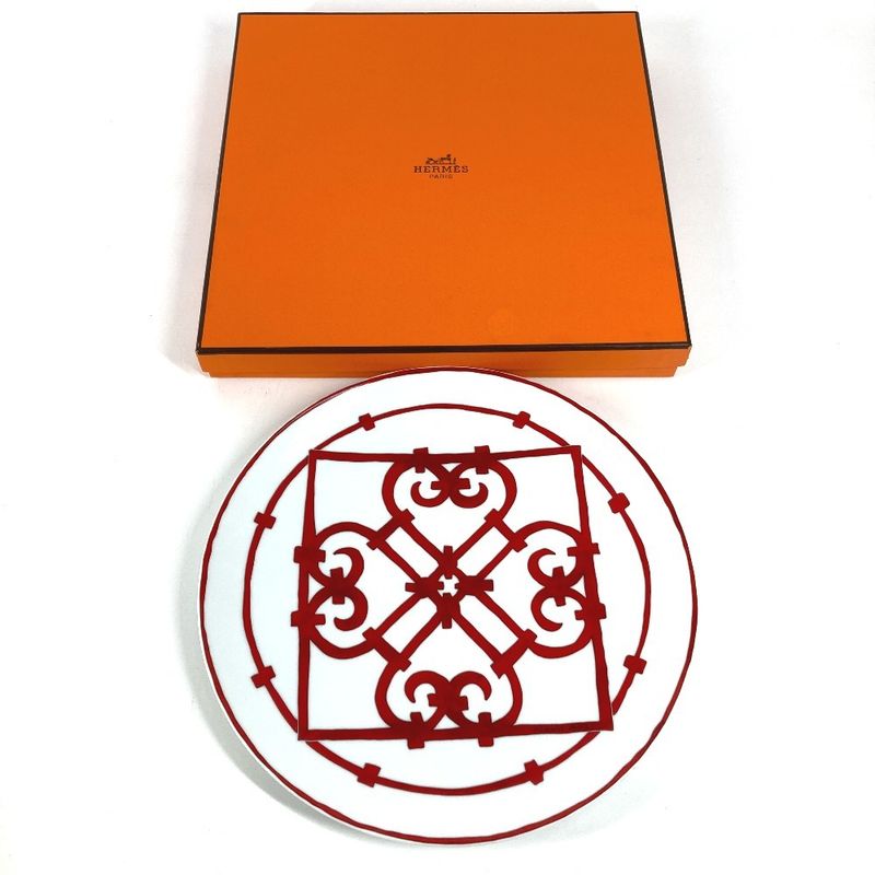 Hermes Plate Gadalukivir Ceramic Red Hat X White