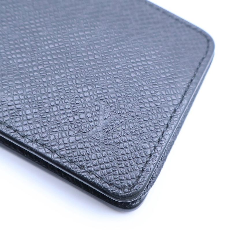Louis Vuitton Taiga Coin Purse Leather Case Black