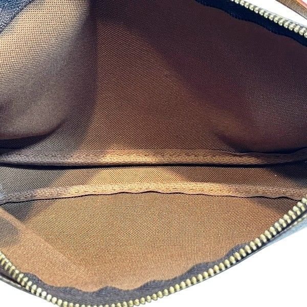 Louis Vuitton Monogram Pochette Shoulder Bag