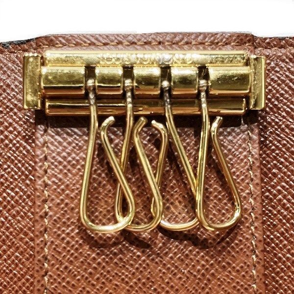 Louis Vuitton Monogram Multicles 4 Key Case Key Holder