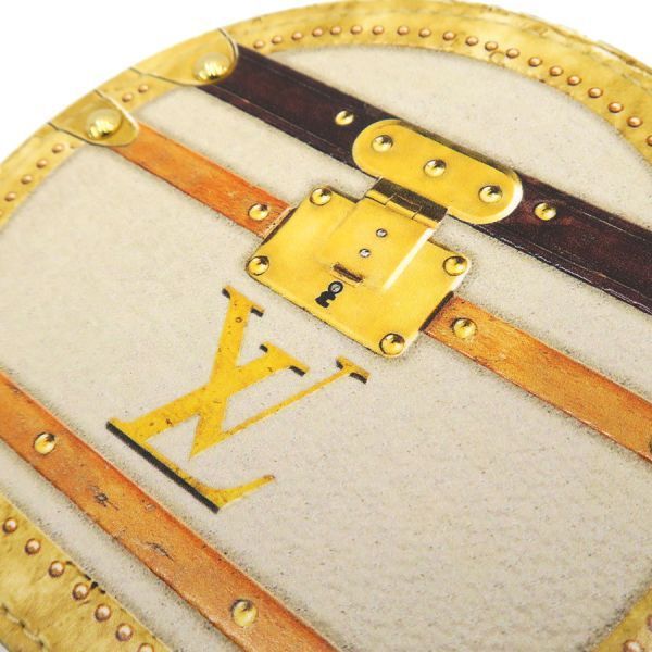 Louis Vuitton Microboite Chapeau Beige