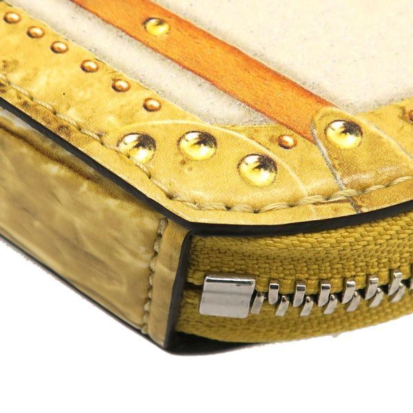 Louis Vuitton Microboite Chapeau Beige