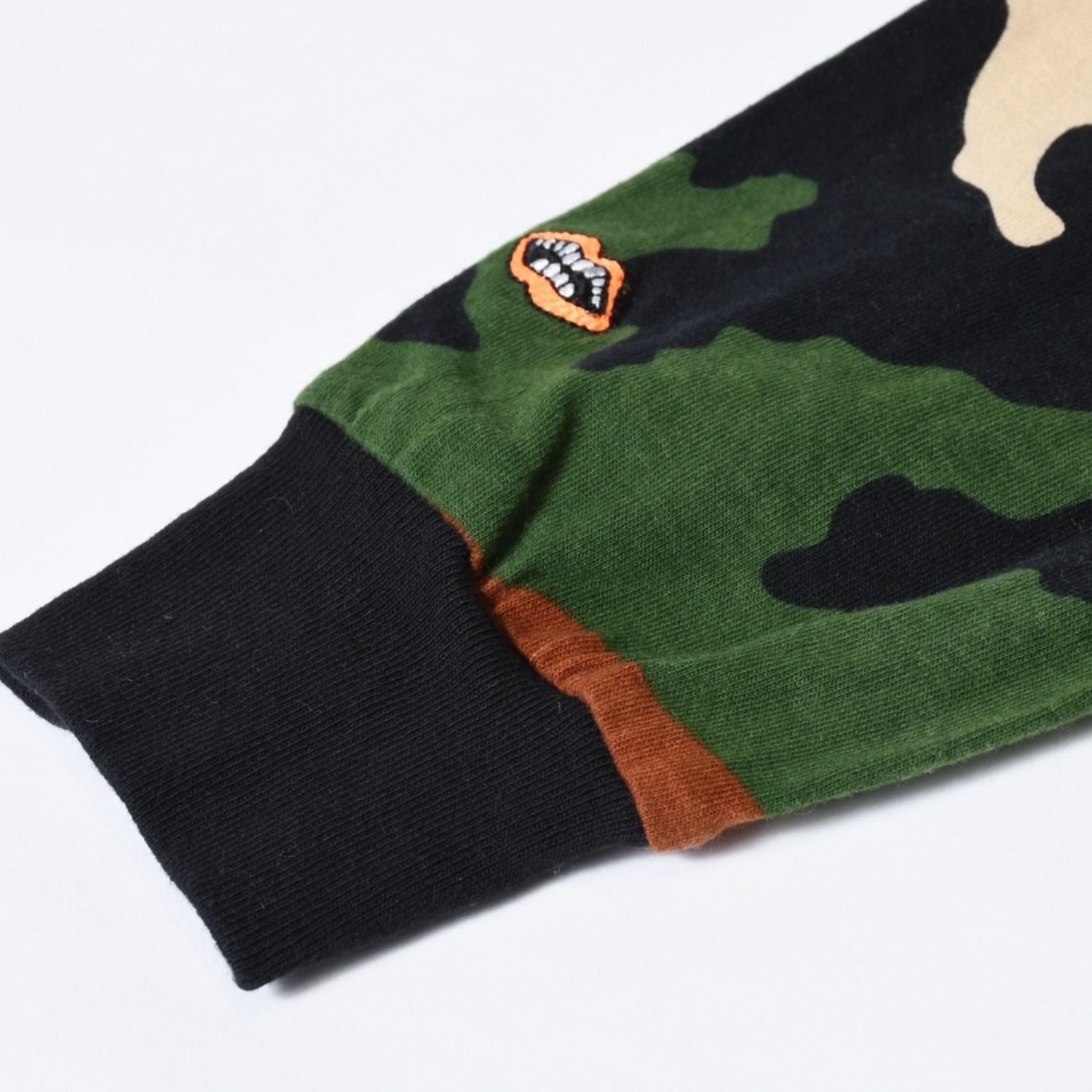 Chrome Hearts Matty Boy Camo Pattern Graphic Crew Neck Long Sleeve T-Shirt S — view 6